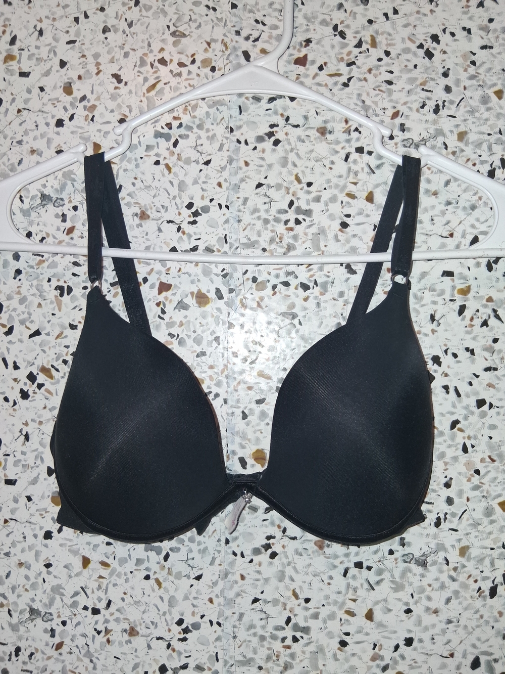 Lily of France T-Shirt Bra 36B Black Padded Underwired Adjustable